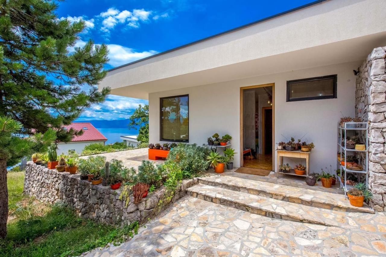 Villa Orange, Small House In A Pine Forest Kostrena Extérieur photo